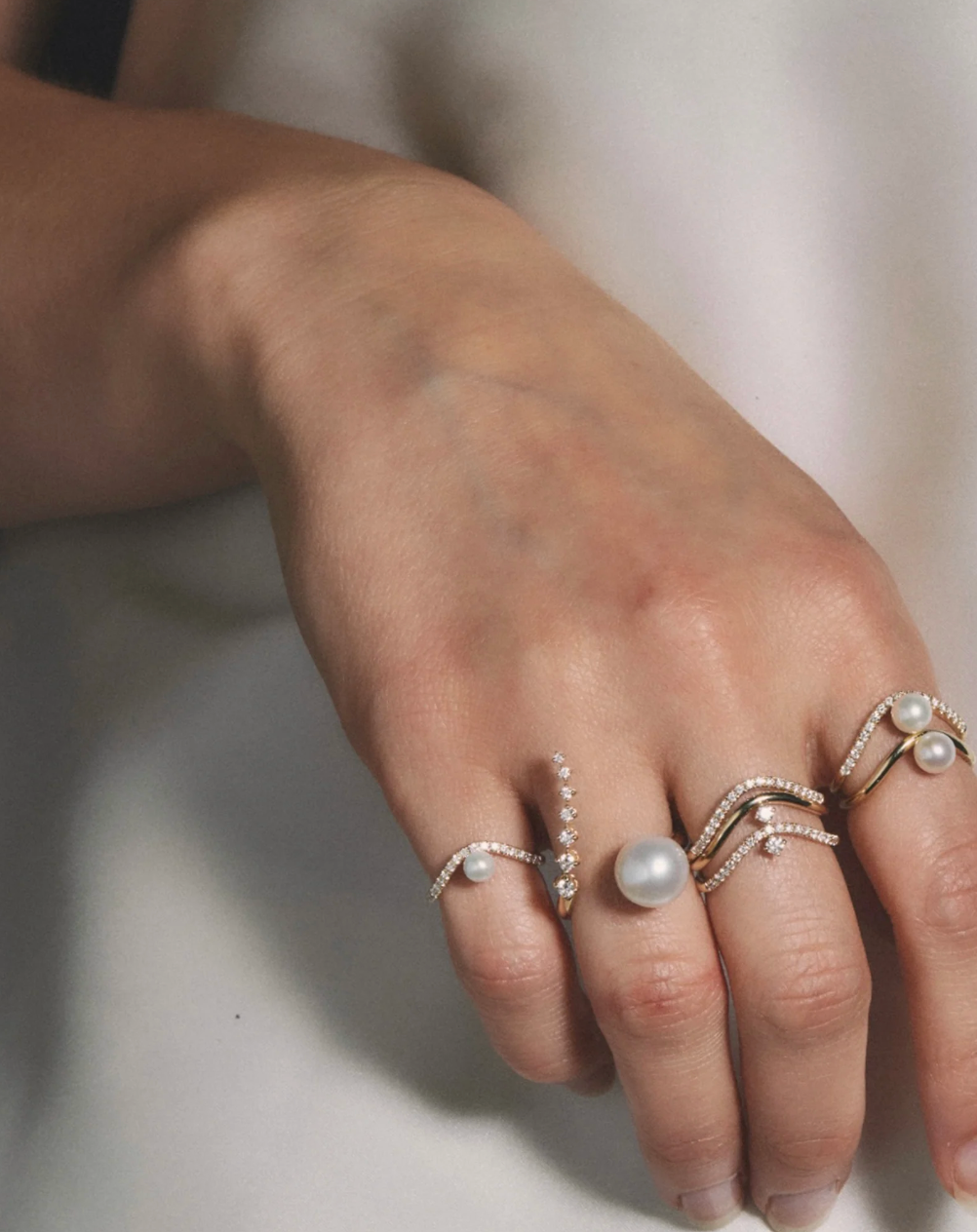 MIZUKI ダイヤリング Mizuki – Hauser's Jewelers